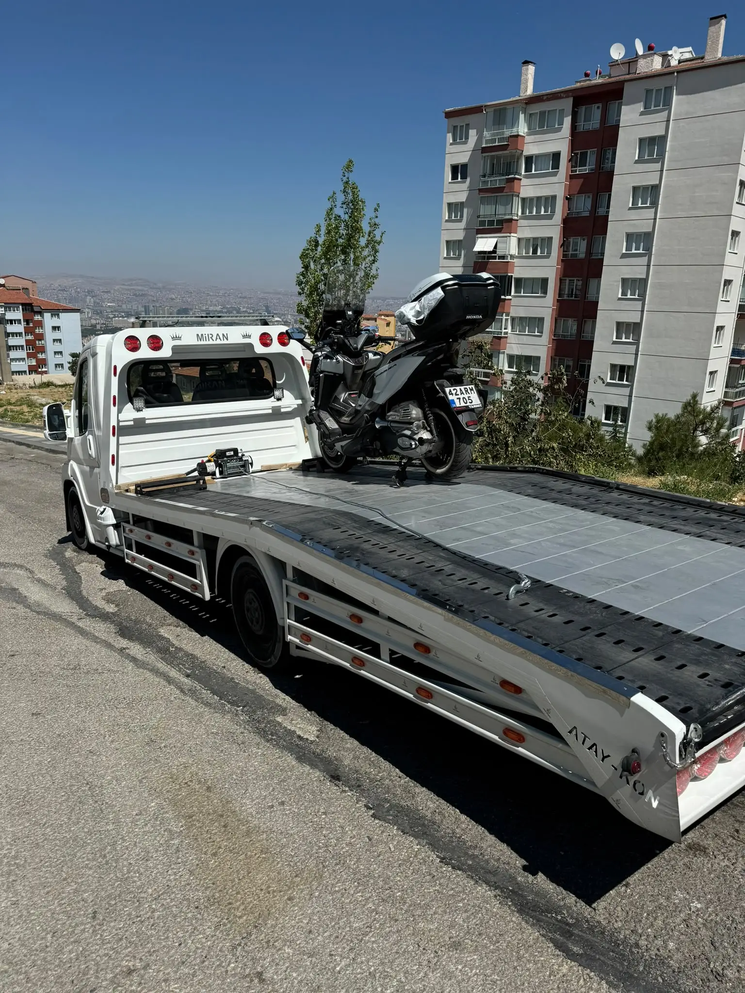 Motosiklet çekici hizmeti